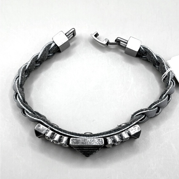 NWT Lia sophia “Confidant" bracelet, gray 8” braided leather w/ cut crystals - Picture 7 of 11